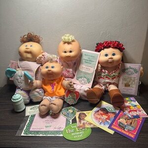 CABBAGE PATCH KIDS LOT BUNDLE OF 4 Dolls - With Birth Certificates + 25th Anniv.